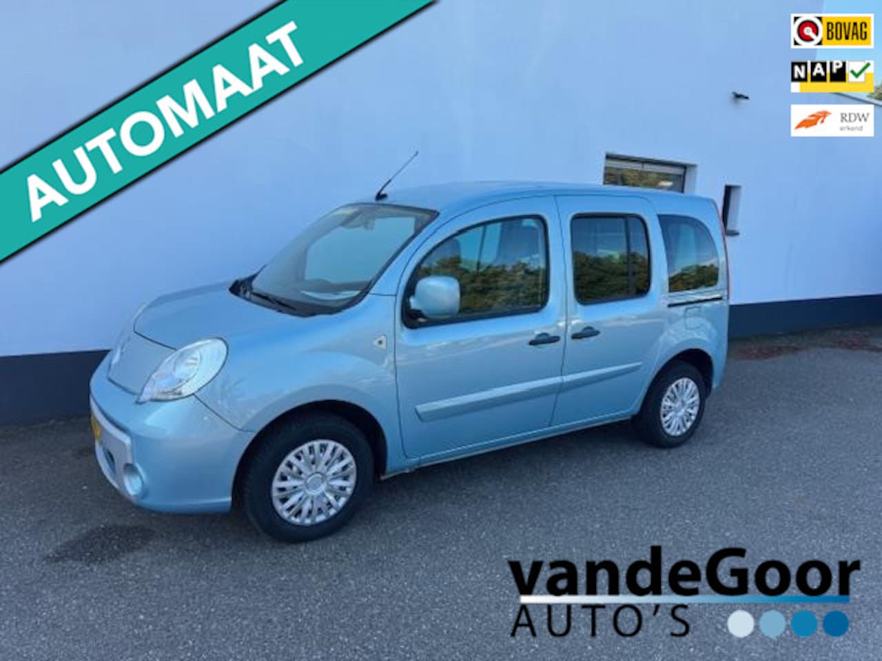 Renault Kangoo Family - 1.6-16V Expression 1.6-16V Expression, '10, aut., navi, trekhaak, standkachel, nwe distr.butie ! - AutoWereld.nl
