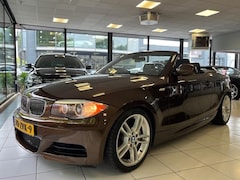 BMW 1-serie Cabrio - 135i/M-pakket/306 PK/Dealer onderhouden/Navi/Automaat/Leder