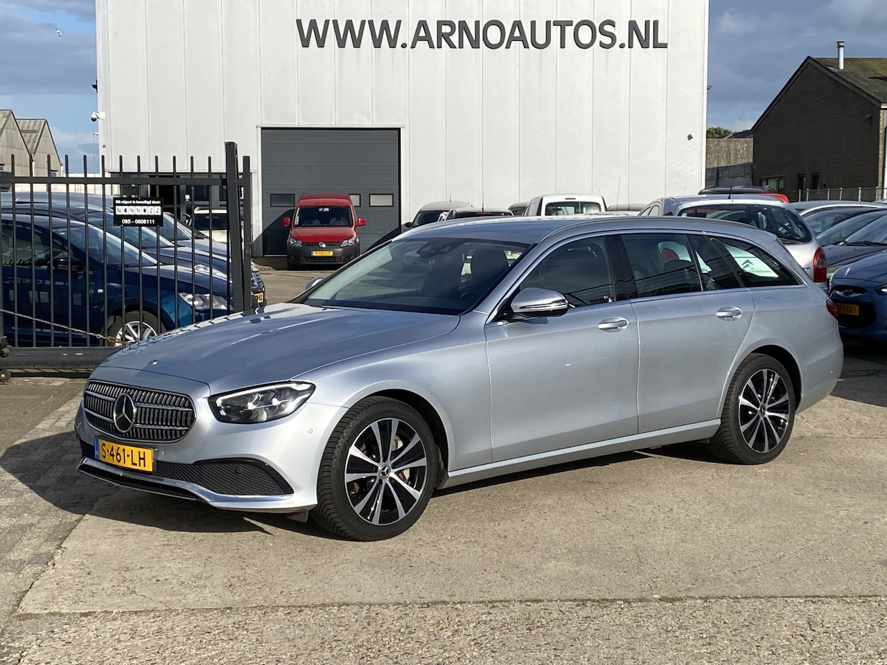 Mercedes-Benz E-klasse Estate - 300 DE AUTOMAAT9 Luxury Line, LEDER INTERIEUR, STOELVERWARMING, CAMERA, PARKEERSENSOREN V+ - AutoWereld.nl
