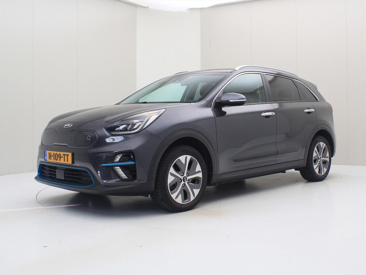 Kia e-Niro - Executiveline 64kWh 204pk SoH 100% [ ACC+CAMERA+VENTILATIE+LEDER+STOELVERWARMING+PDC ] - AutoWereld.nl