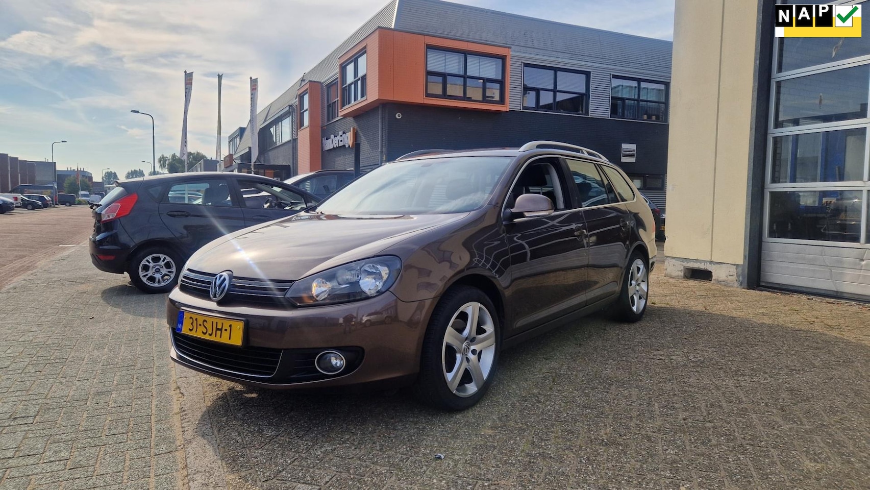 Volkswagen Golf Variant - 1.2 TSI Highline BlueMotion Inruil Mogelijk - AutoWereld.nl