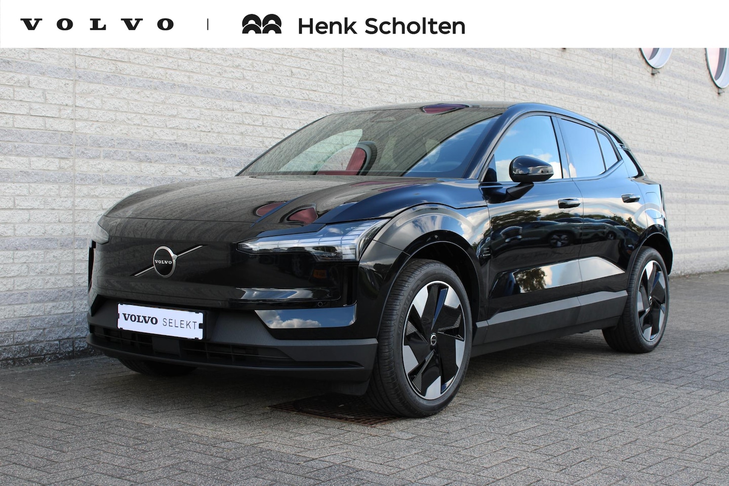 Volvo EX30 - Single Motor Extended Range Plus 69 kWh | DIRECT LEVERBAAR | Warmtepomp| Adaptieve Cruise - AutoWereld.nl