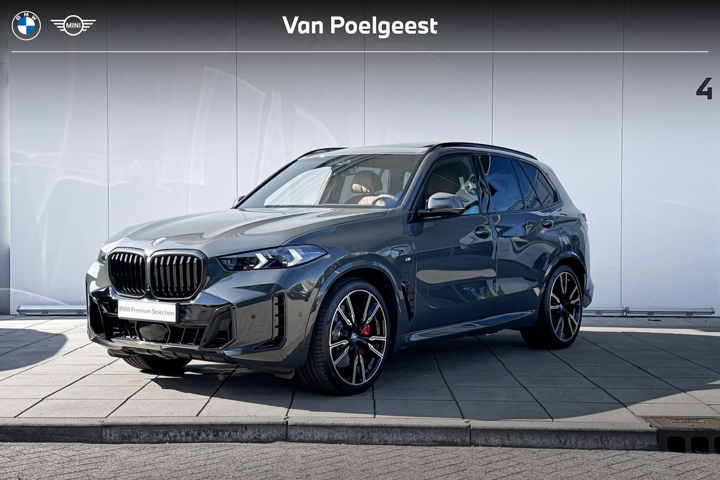 BMW X5 - xDrive50e M-Sport / Driving Assistant Professional / Stoelmassage / Stoelventilatie / Soft - AutoWereld.nl