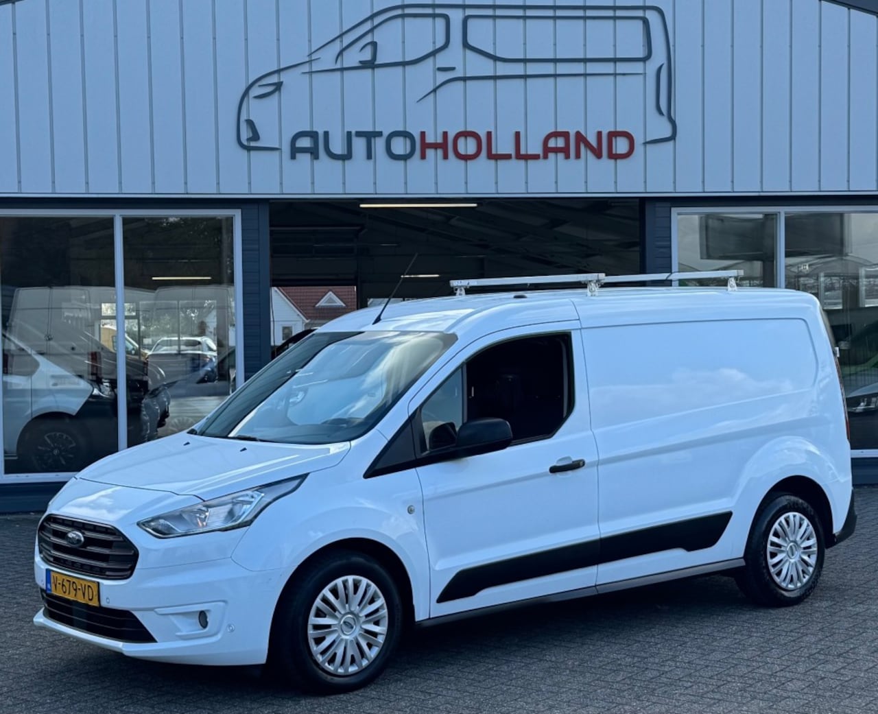 Ford Transit Connect - 1.5 TDCI 74KW 101PK L2 MAXI EURO 6 AIRCO/ CRUISE CONTROL/ NAVIGATIE/ CAMERA/ 100% DEALEROD - AutoWereld.nl