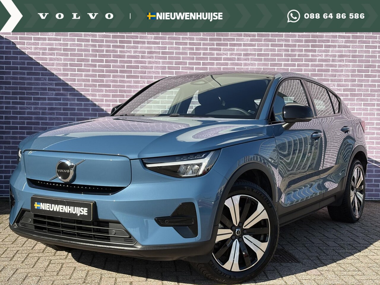 Volvo C40 - Single Motor Plus 69 kWh | Stuur + stoel verwarming | All season banden | Keyless entry | - AutoWereld.nl