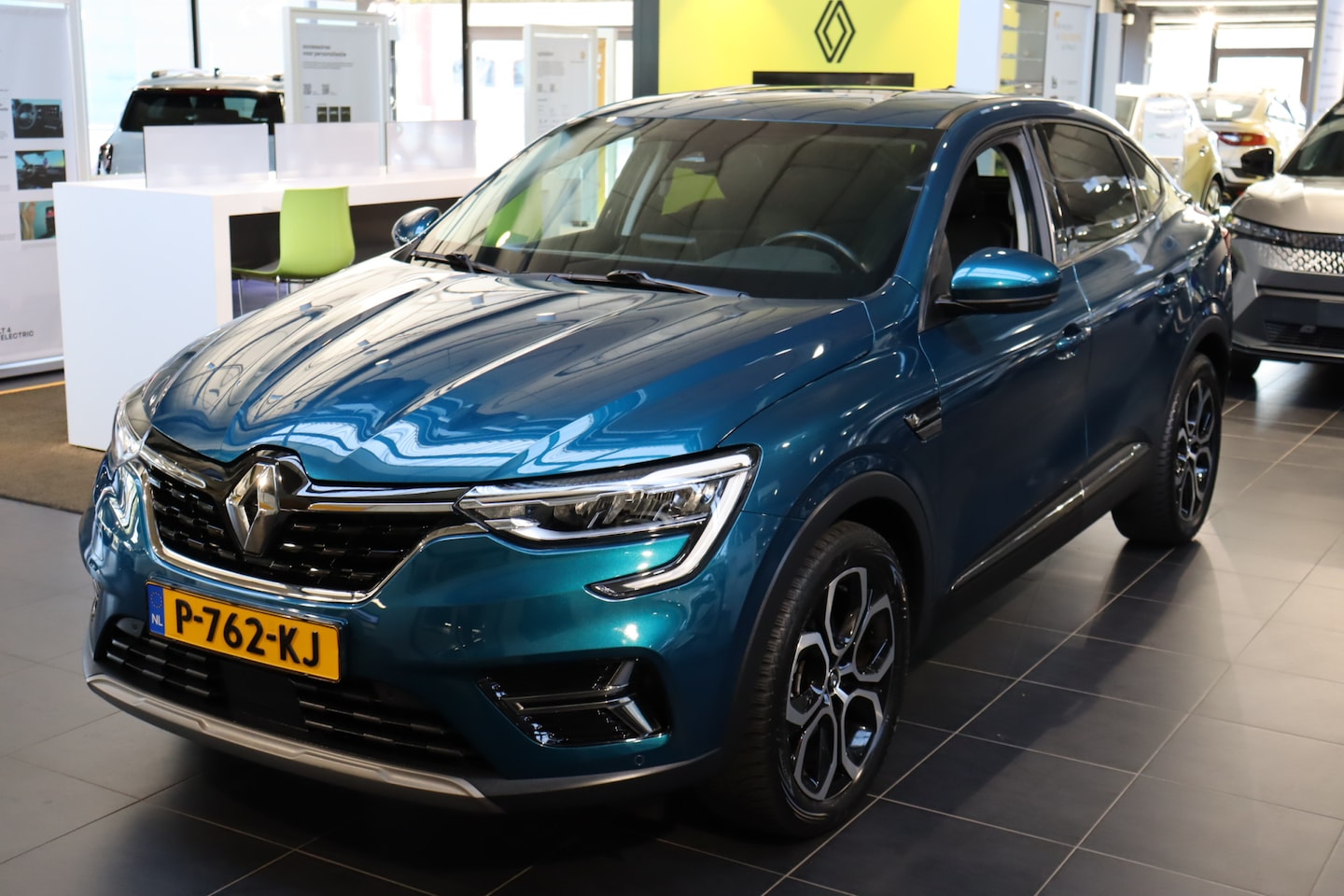 Renault Arkana - 1.6 E-Tech Hybrid 145 Intens - AutoWereld.nl