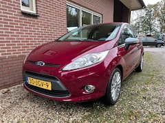 Ford Fiesta - 1.6 Titanium Clima / Cruise/pdc