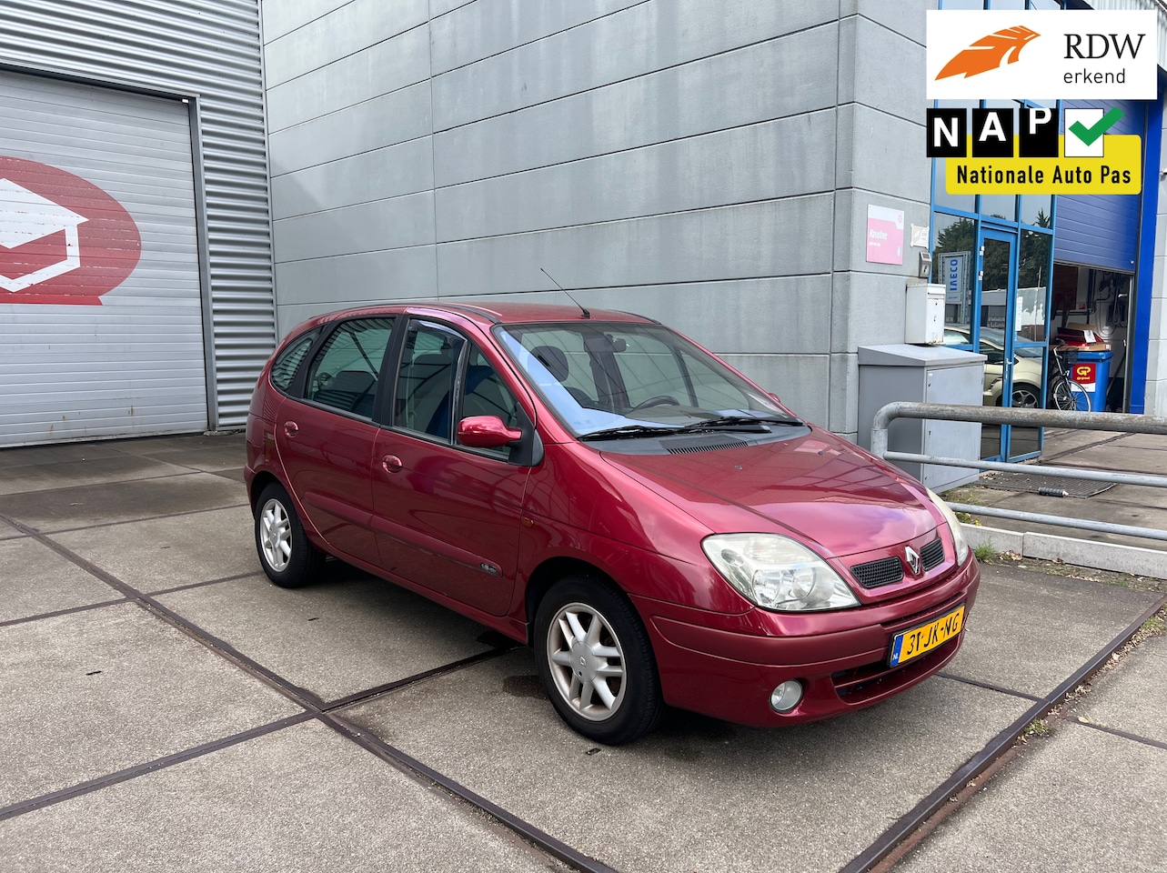 Renault Scénic - 1.6-16V Authentique - AutoWereld.nl