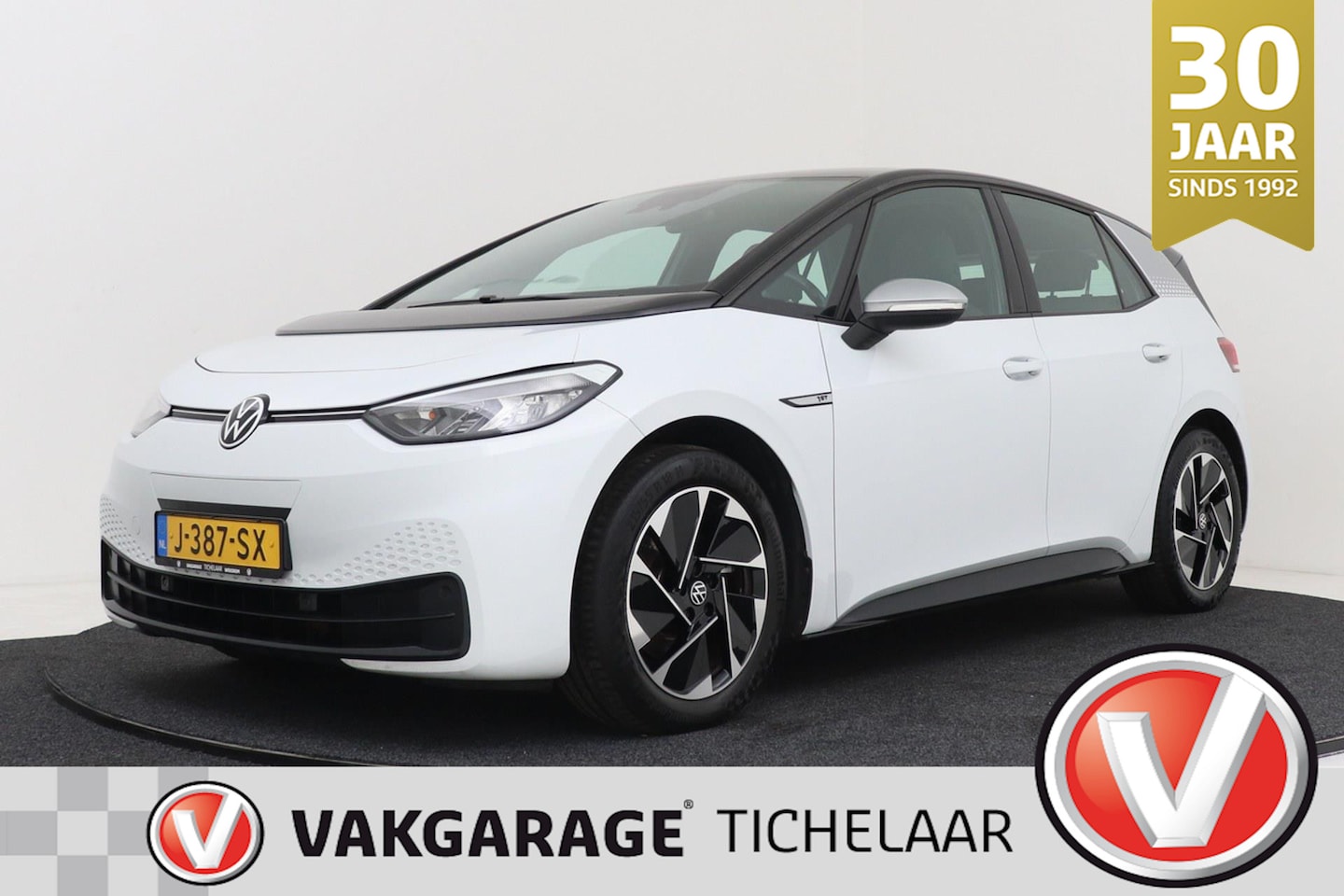 Volkswagen ID.3 - First 58 kWh | Org NL | CarPlay | Adap. Cruise | 101.000 KM | Navigatie | 18" Velgen | - AutoWereld.nl