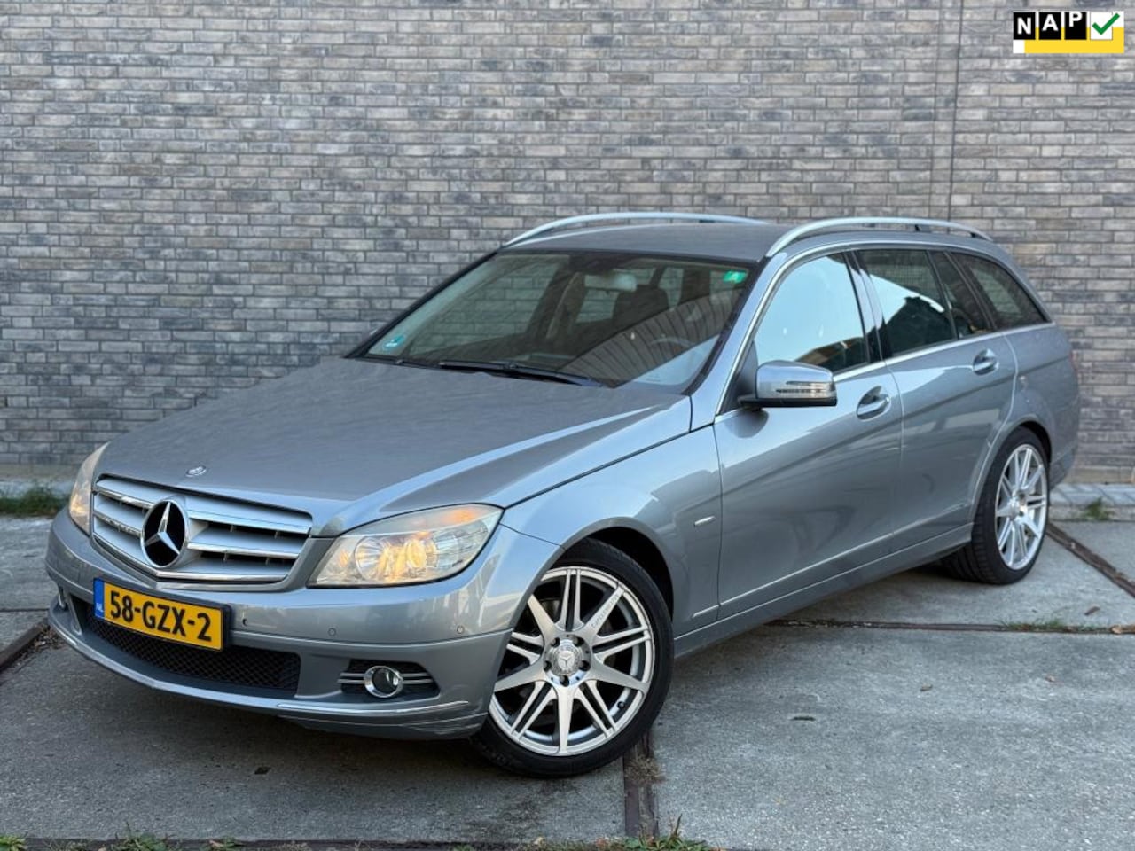 Mercedes-Benz C-klasse Estate - 180 K Business Class Avantgarde 180 K Business Class Avantgarde - AutoWereld.nl