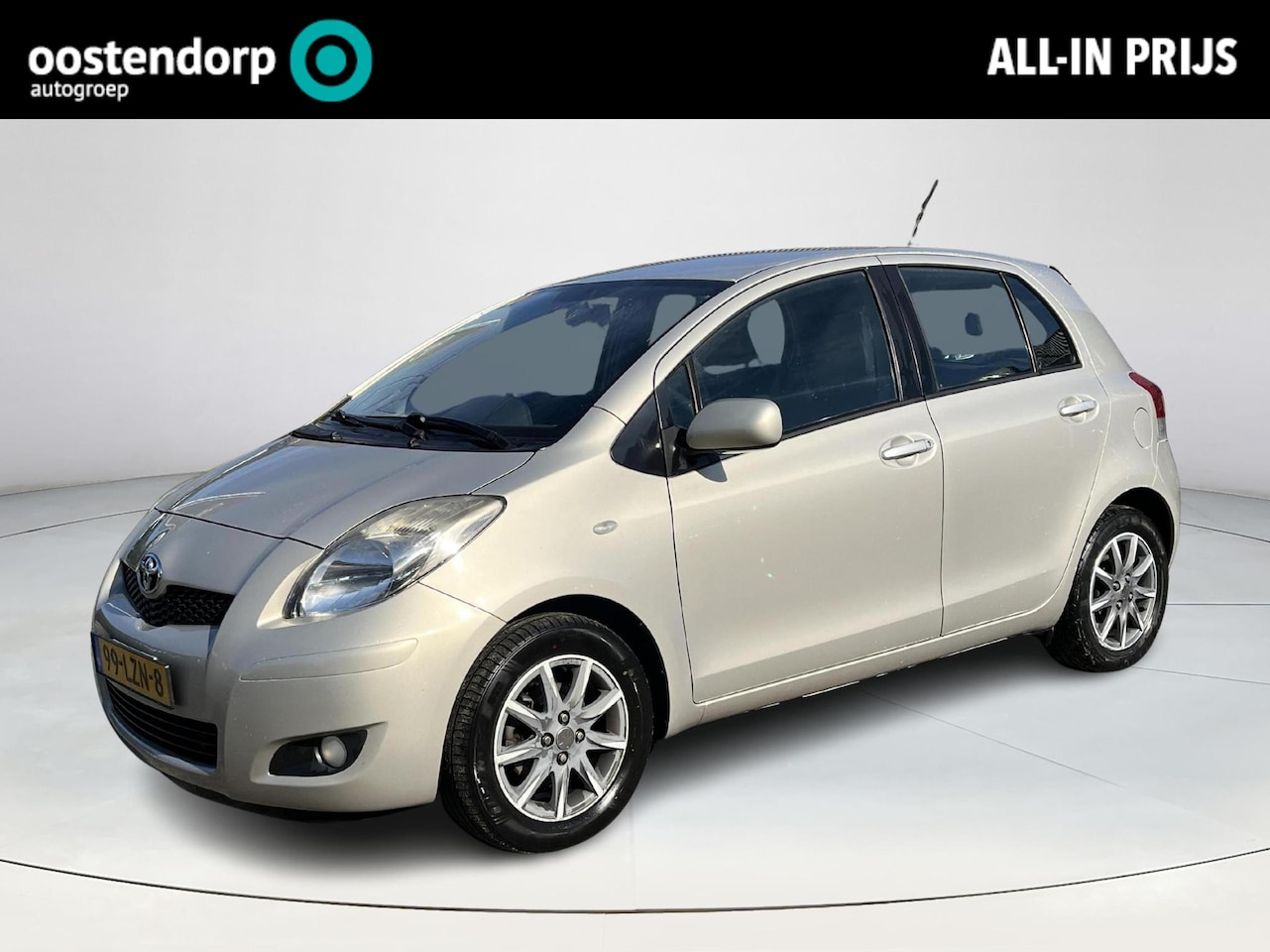Toyota Yaris - 1.3 VVTi Aspiration | 5 deurs | Climate control | Trekhaak | Parkeersensoren | Licht metal - AutoWereld.nl