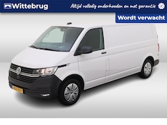 Volkswagen Transporter - 2.0 TDI L2H1 Comfortline Navigatie / Trekhaak / Cruise control