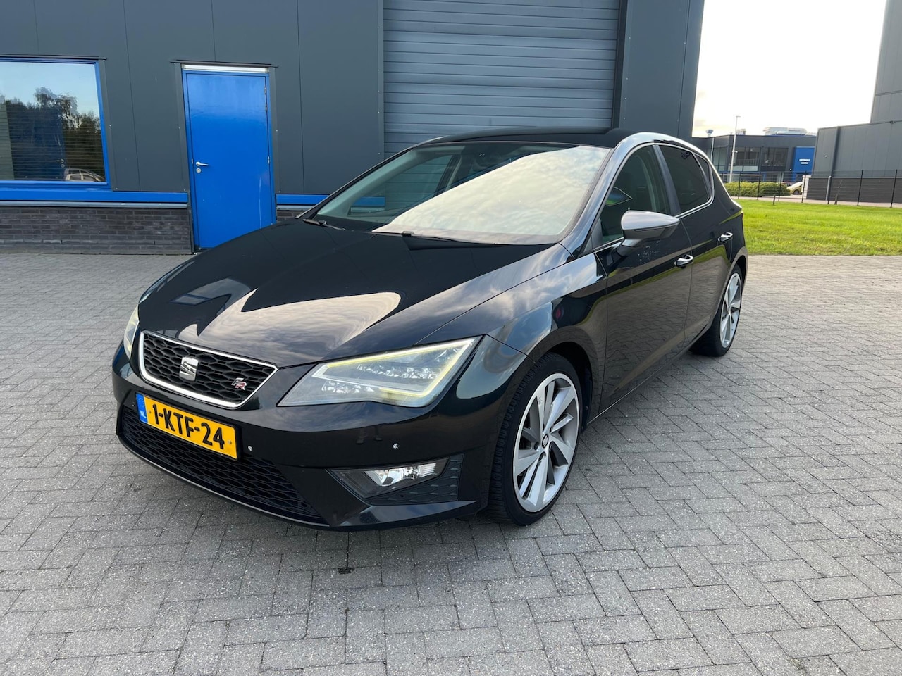 SEAT Leon - 1.4 TSI FR Business 1.4 TSI FR Business - AutoWereld.nl