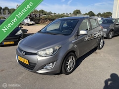 Hyundai i20 - 1.2i i-Drive 2012 nette staat