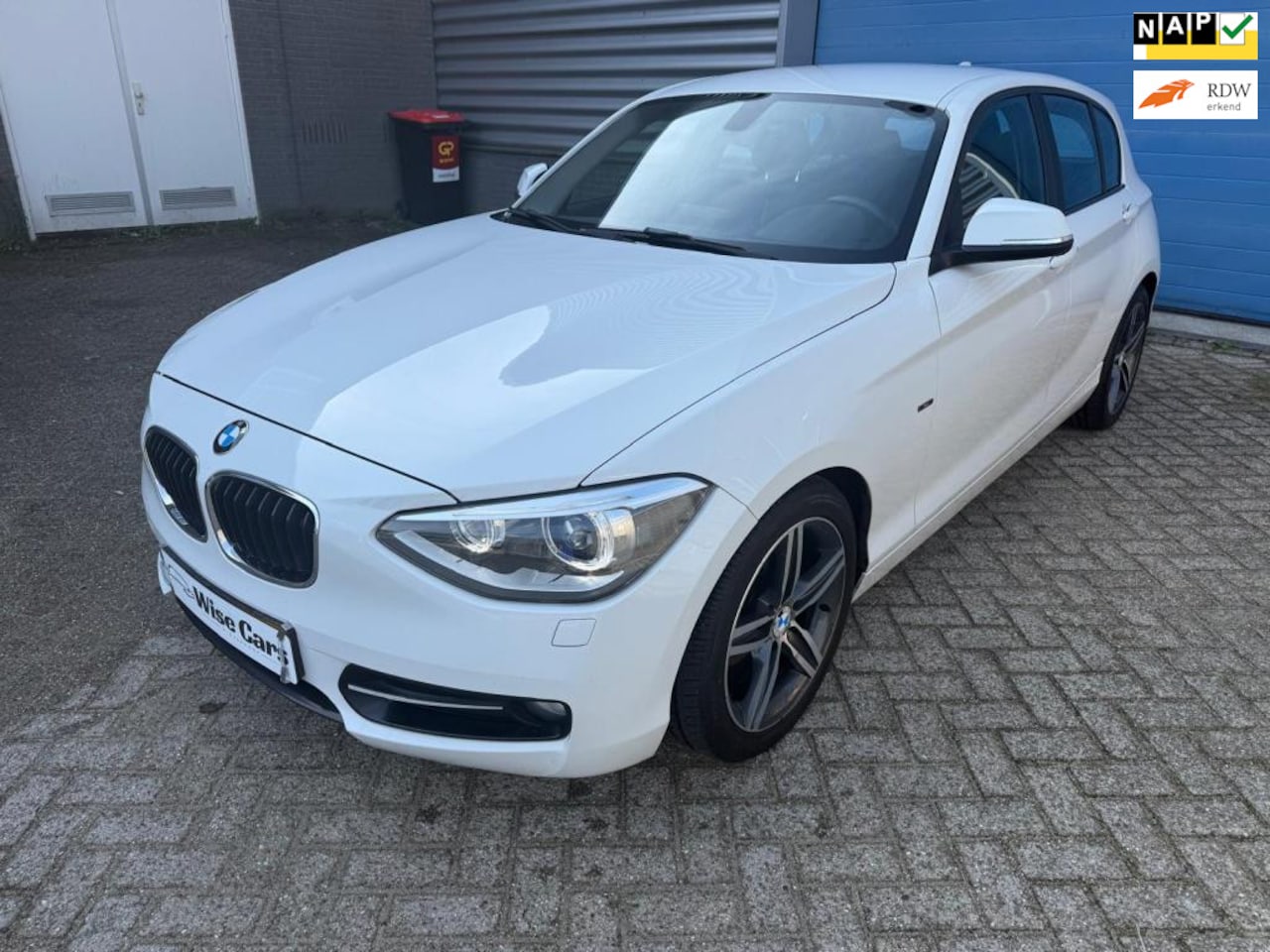 BMW 1-serie - 116i Business 116i Business+ - AutoWereld.nl