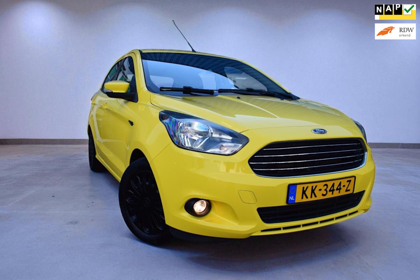 Ford Ka - 1.2 Trend Ultimate, Airco, Cruisecontrol, Eerste eigenaar, 29270KM, NAP