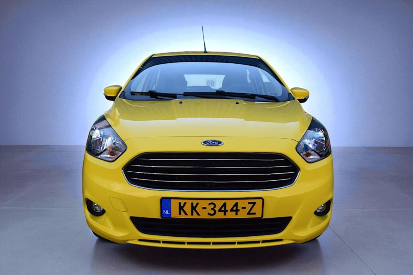 Ford Ka - 1.2 Trend Ultimate, Airco, Cruisecontrol, Eerste eigenaar, 29270KM, NAP
