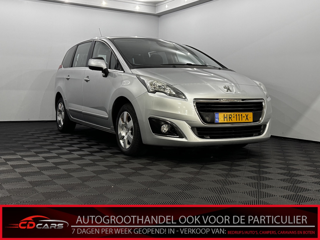 Peugeot 5008 - 1.6 VTi Active 7p. Clima, Navi, Parkeersensoren, Cruise control, Lichtmetalen velgen, Radi - AutoWereld.nl