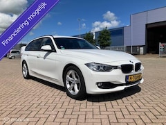 BMW 3-serie Touring - 320i High Executive