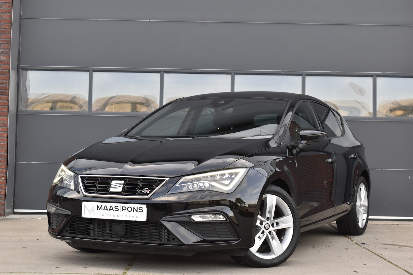 SEAT Leon - 1.5 TSI FR Carplay - Virtueal - Cruise - AutoWereld.nl