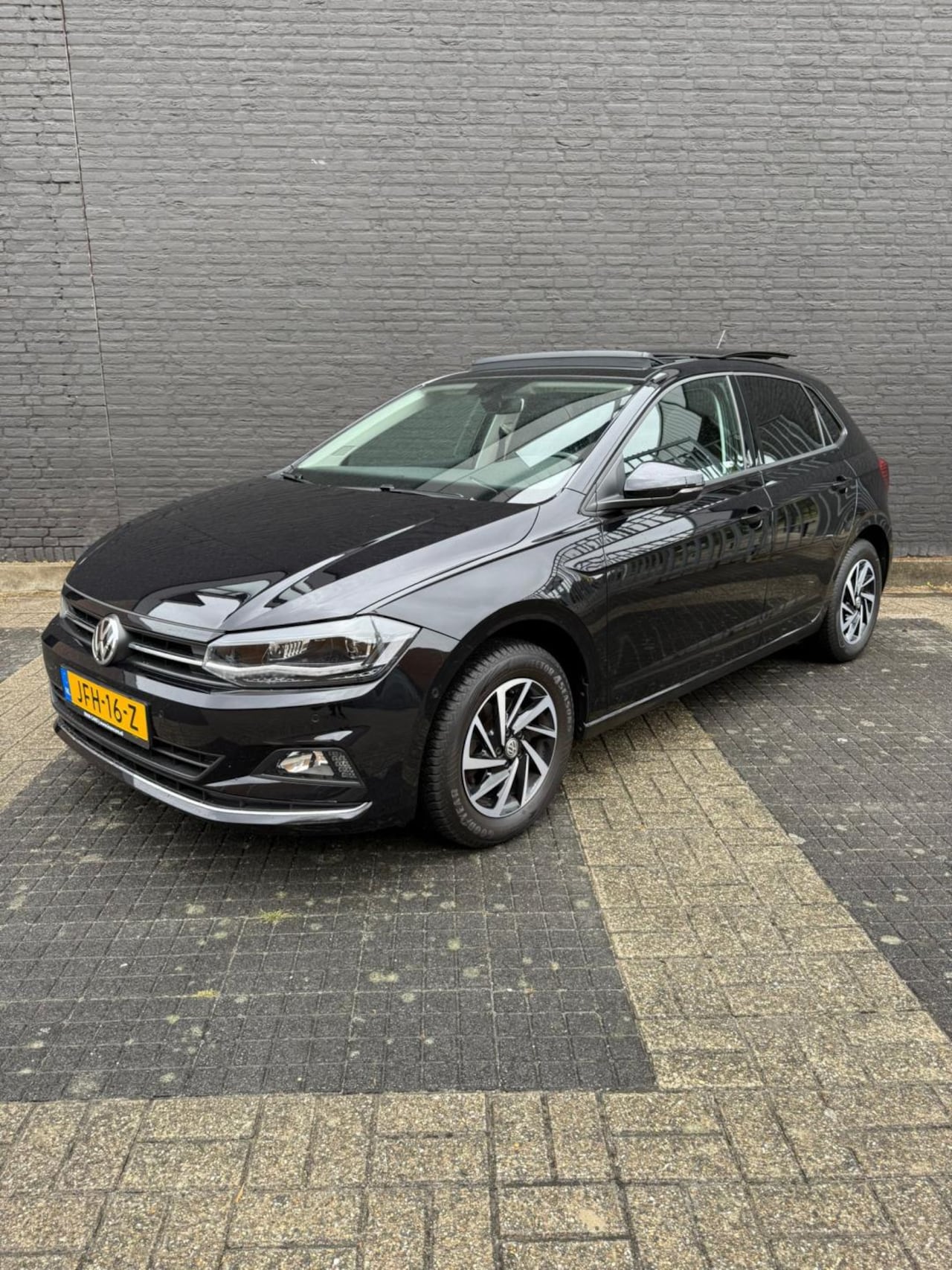 Volkswagen Polo - Volkswagen Polo 1.5 TSI Highline Business | Pano | DSG 2019 - AutoWereld.nl