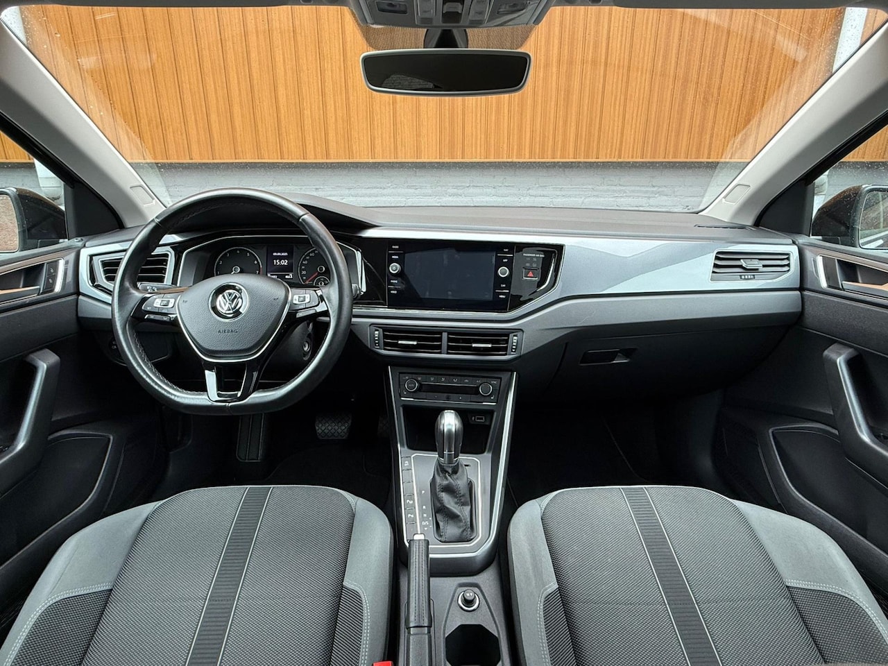 Volkswagen Polo - Volkswagen Polo 1.5 TSI Highline Business | Pano | DSG 2019 - AutoWereld.nl