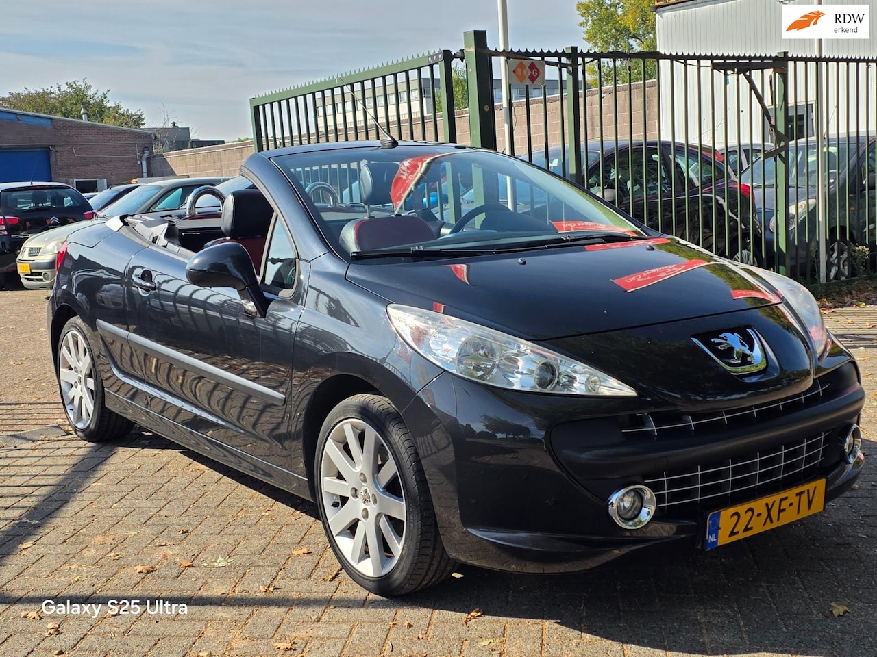 Peugeot 207 CC - 1.6-16V T Sport 1e eigenaar cabriolet lage km org nl auto leerbekeleding - AutoWereld.nl