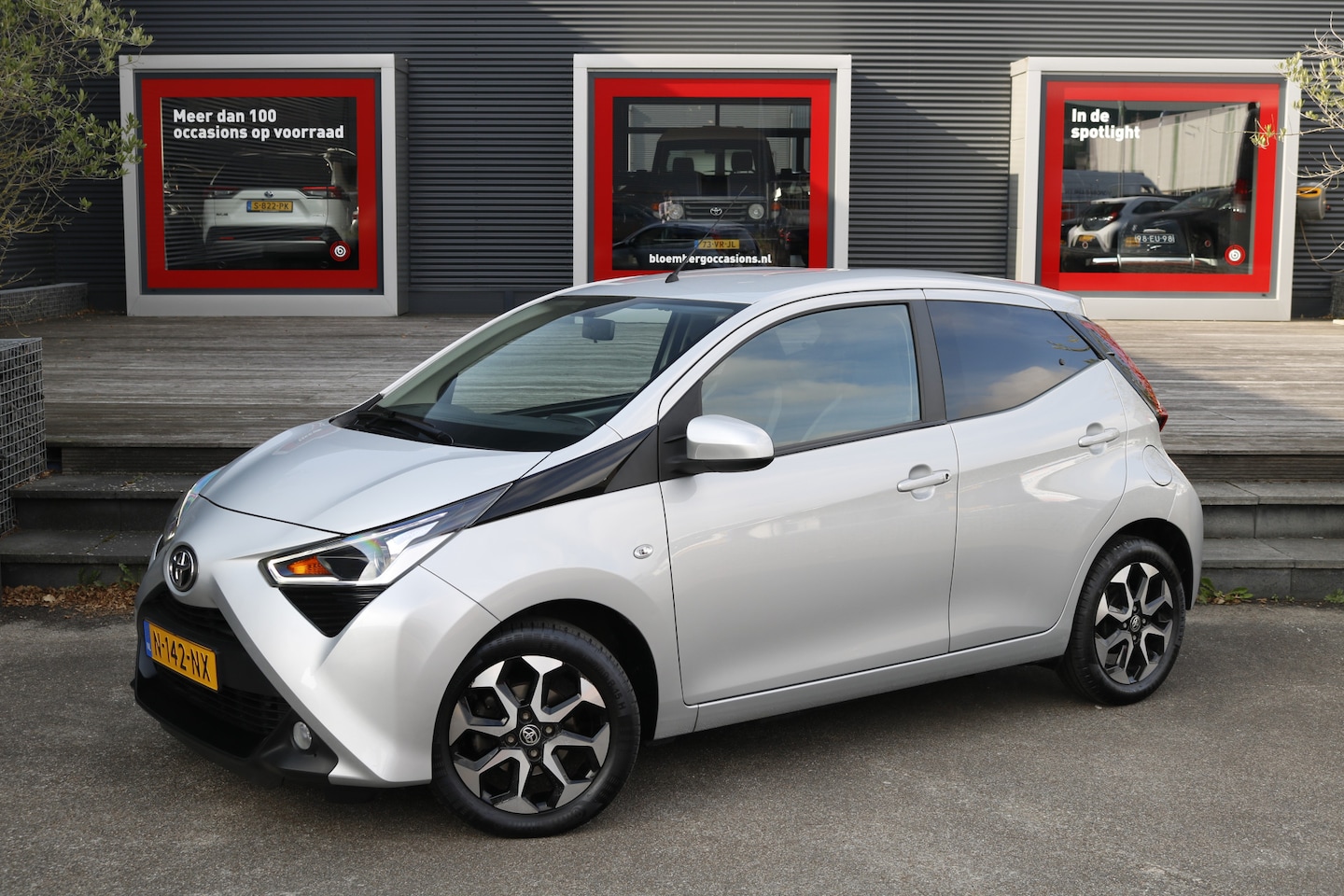 Toyota Aygo - 1.0 VVT-i x-joy | Apple carplay | Android Auto | LM velgen | achteruitrijcamera| - AutoWereld.nl