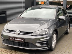 Volkswagen Golf - 7.5 1.5 TSI 150PK Highline R-LINE NAVI LED