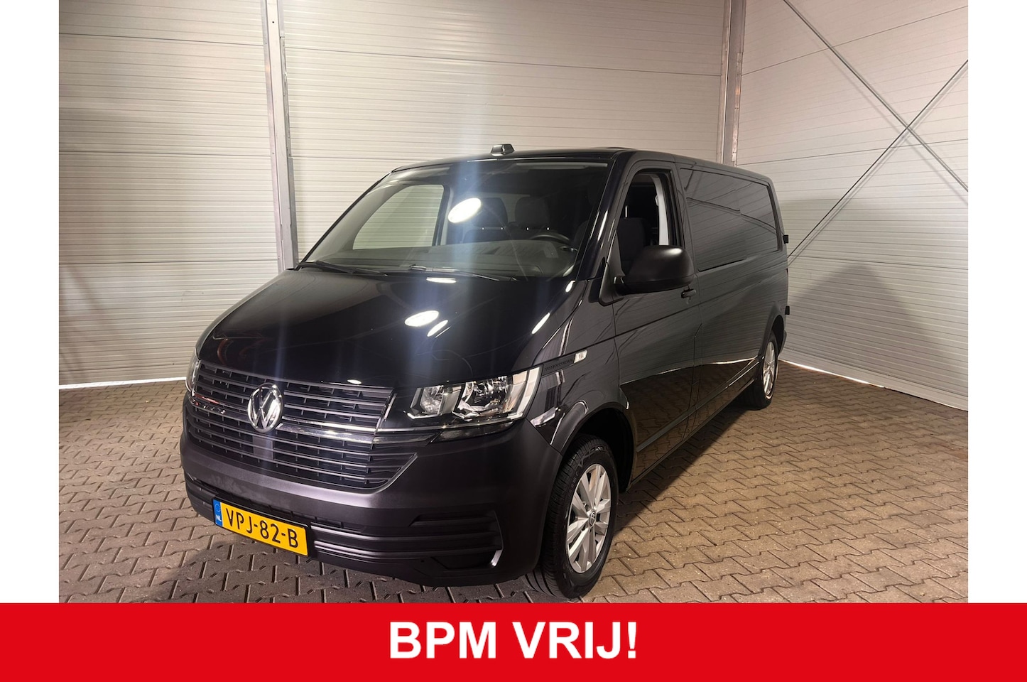 Volkswagen Transporter - 2.0 TDI L2H1 28 dubbele cabine 6persoons nieuwstaat VVB400 BPM vrij! Benut nu nog uw voord - AutoWereld.nl