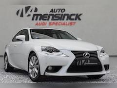 Lexus IS - 300h Business Line Pro / Leder/ Touch Navigatie/ Cruise Control/ Schuif-/kanteldak/ 133kW