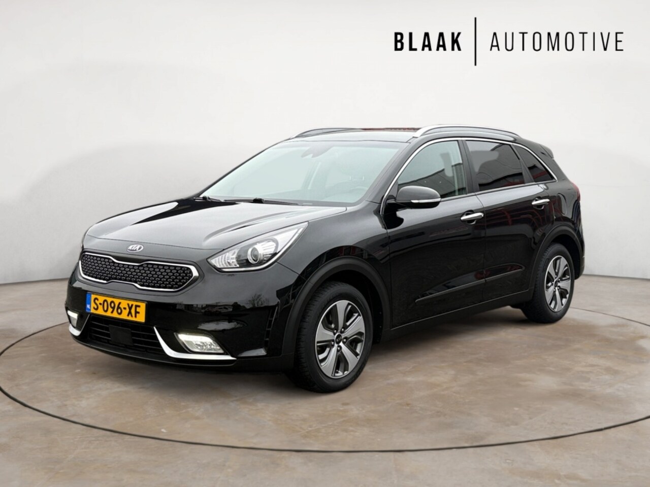 Kia Niro - 1.6 GDi Hybrid DynamicLine 1.6 GDi Hybrid DynamicLine - AutoWereld.nl