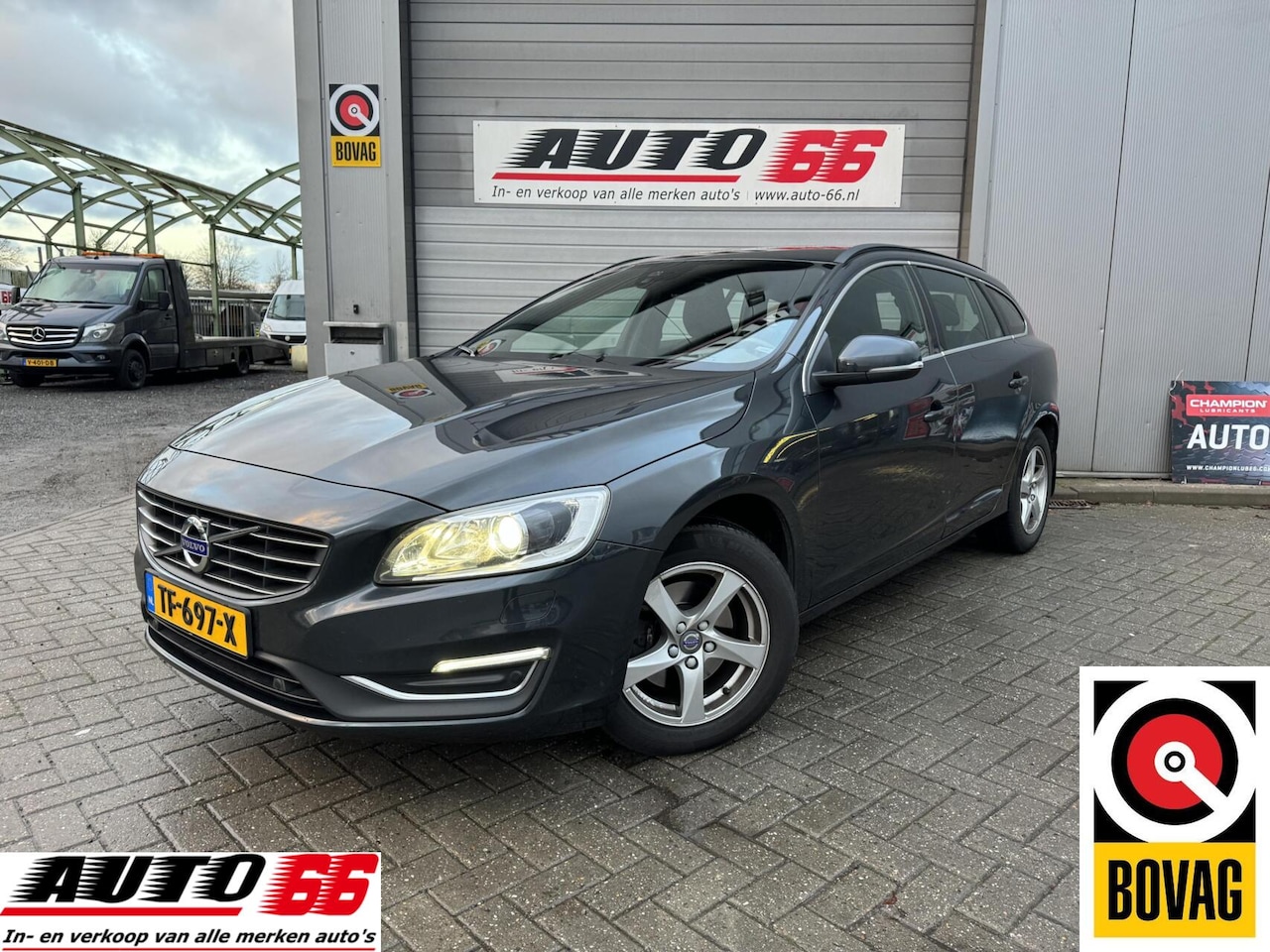 Volvo V60 - 2.0 D4 Nordic+ hele historie aanwezig. - AutoWereld.nl