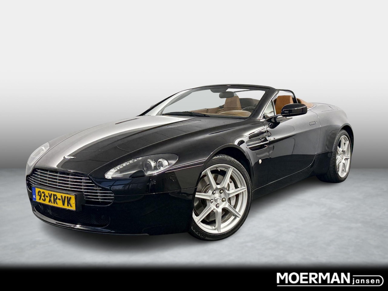 Aston Martin V8 Vantage Roadster - 4.3 V8 Sportshift / Cabrio / NL auto / Voll. historie - AutoWereld.nl