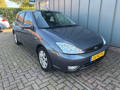 Ford Focus - 1.6-16V Futura NAP//AIRCO//ELEC.RAMEN//TREKHAAK//LEER