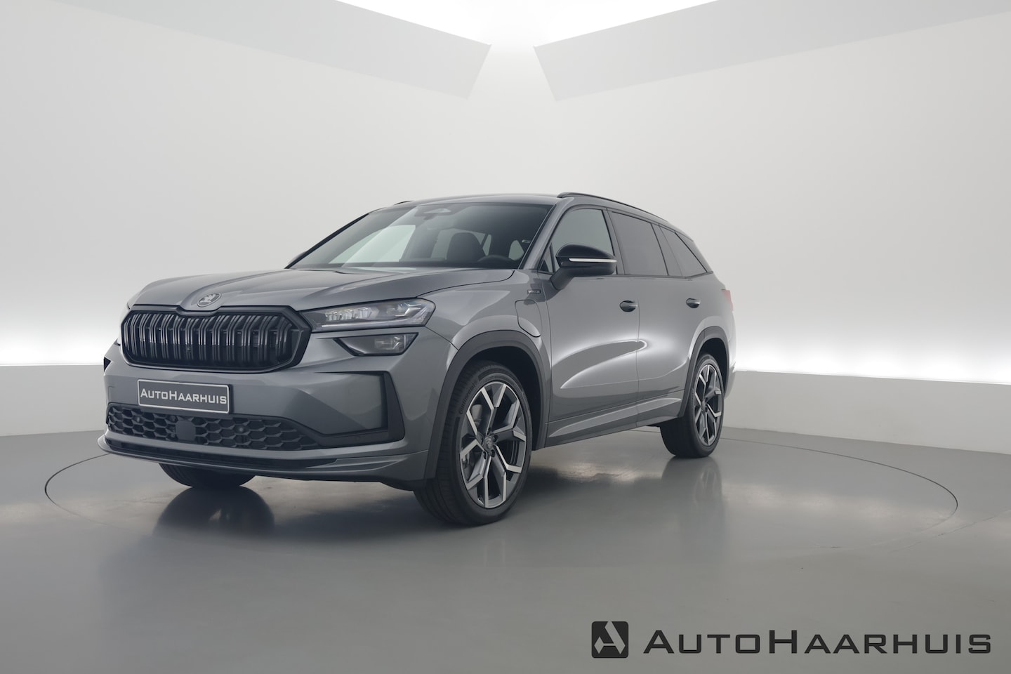 Skoda Kodiaq - 1.5 TSI PHEV Sportline Business | Navi | Adapt. Cruise | Memory | CarPlay | Camera | Stoel - AutoWereld.nl