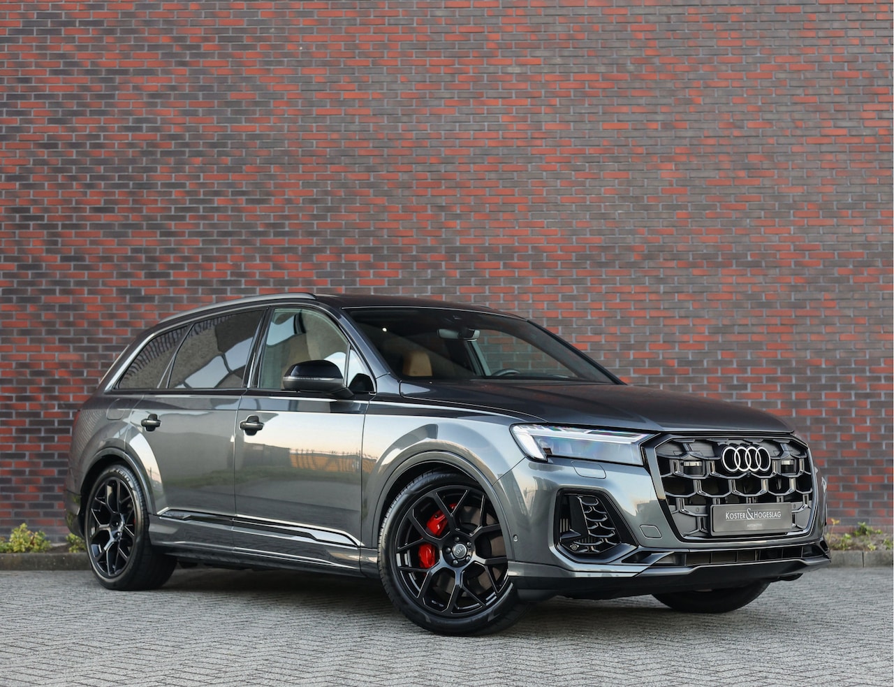 Audi Q7 - 60 TFSIe Quattro | Audi Exclusive - Pano - Trekhaak - AutoWereld.nl