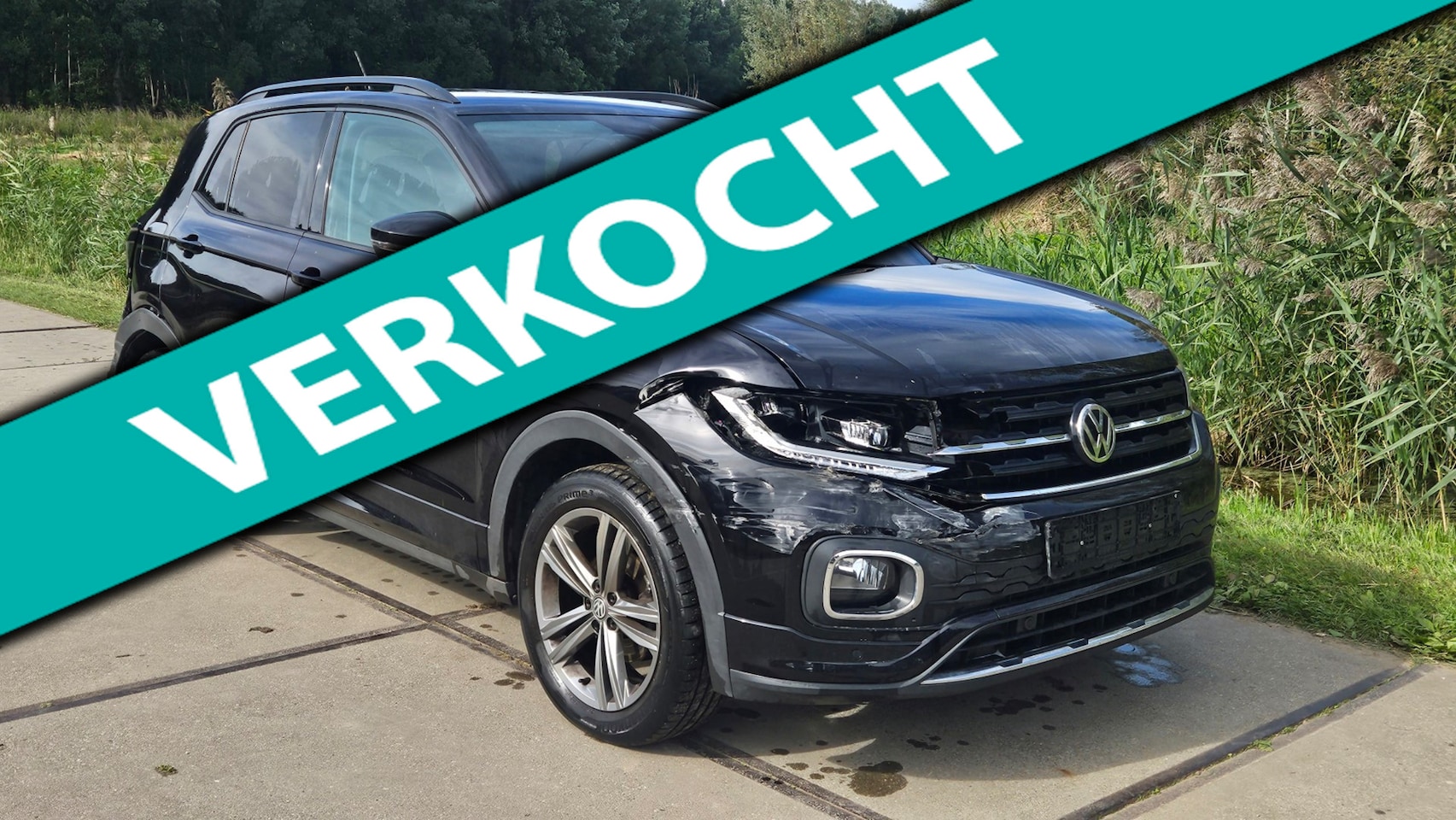 Volkswagen T-Cross - 1.0 TSI Style R-line schade auto heeft voor en achter lichte schade - AutoWereld.nl