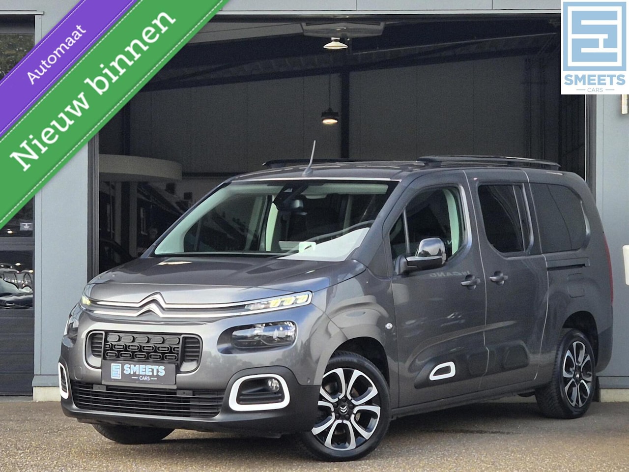 Citroën Berlingo XL - 1.2T Shine Automaat 5p. |Hud|Trekh.|Carp - AutoWereld.nl