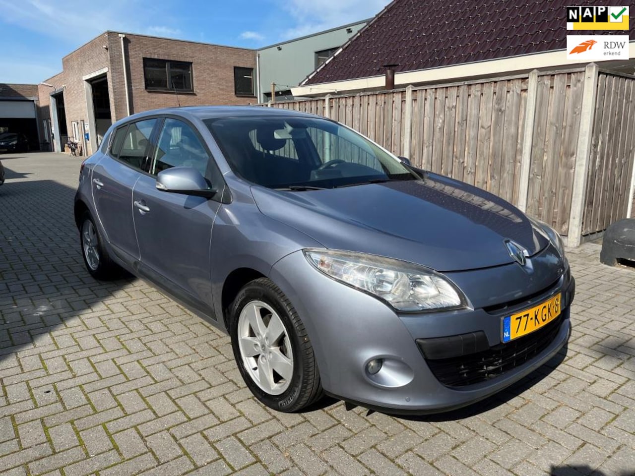 Renault Mégane - 1.6 Dynamique Navi Cruise control PDC - AutoWereld.nl