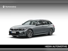 BMW 3-serie Touring - 318i | NW Model | M-Sport | 19'' | Panorama | Camera | Elek. Trekhaak