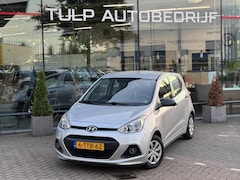 Hyundai i10 - 1.0i i-Drive 5-Deurs met lage KM stand