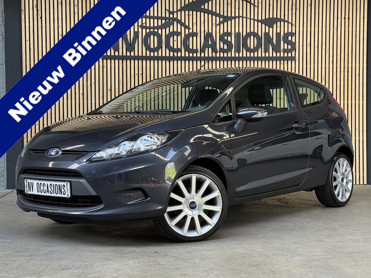 Ford Fiesta - 1.25 Limited 17"LV/AIRCO/DEALEROH/NAP/SPORTIEF/APK! - AutoWereld.nl