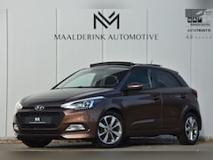 Hyundai i20 - 1.4 Automaat Premium Panodak, Parkeersensoren, Stoelverwarming, Stuurverwarming, Bluetooth
