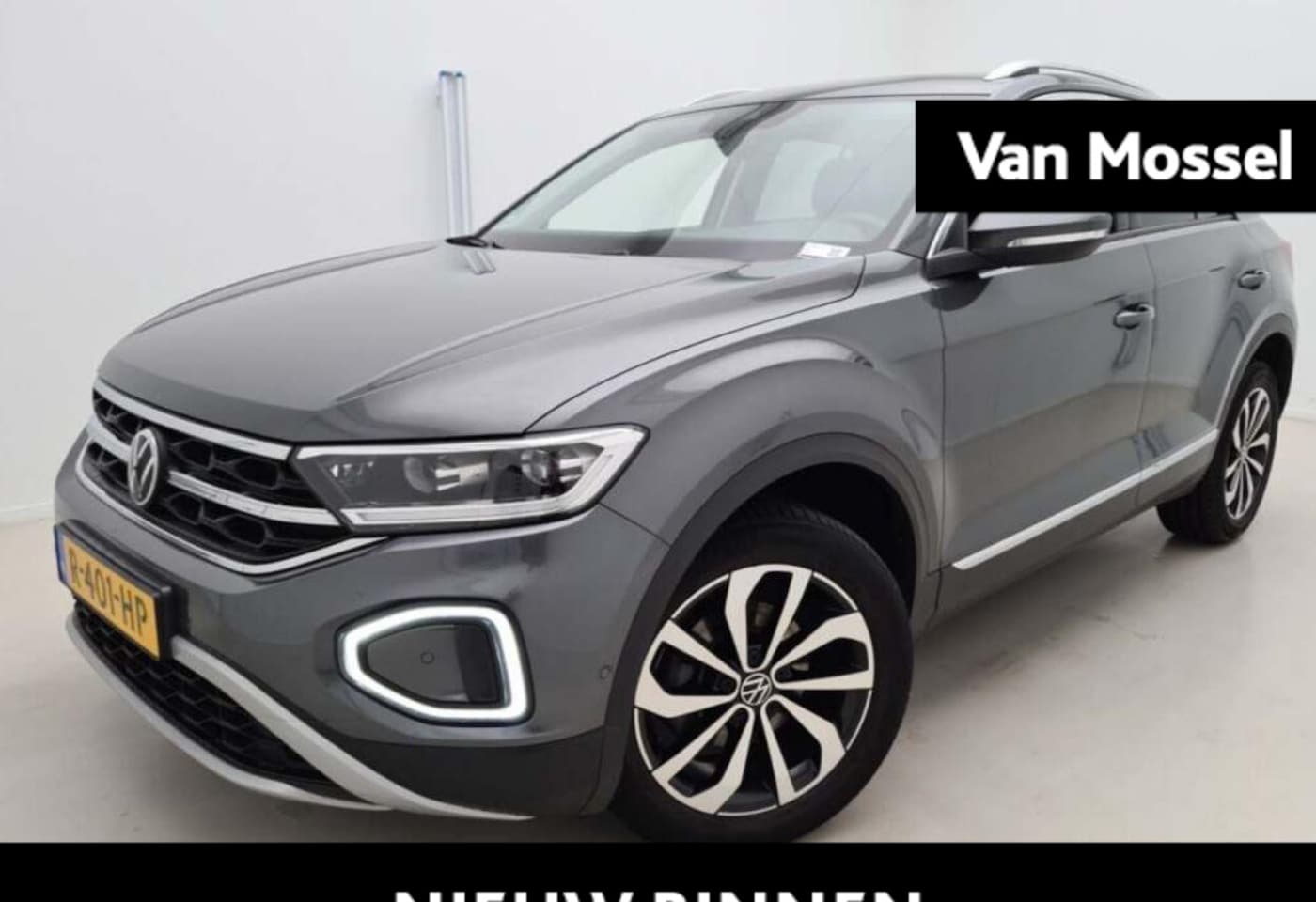 Volkswagen T-Roc - 1.5 TSI Style | 150 PK | Ergo Stoelen (Massage) | Digital Cockpit PRO | Navigatie | Carpla - AutoWereld.nl