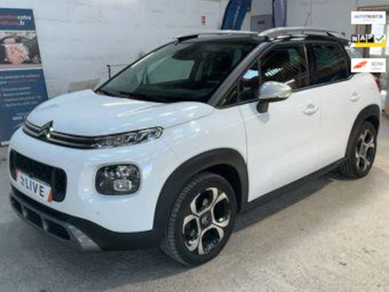 Citroën C3 Aircross - 1.2 PureTech S&S Shine 1.2 PureTech S&S Shine, camera, riem verv! - AutoWereld.nl