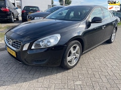 Volvo S60 - 2.0T Intro Edition Garantie
