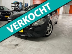 Mercedes-Benz A-klasse - A180 • 2015 • Luxe & Zuinig • Incl. 6 mnd Garantie