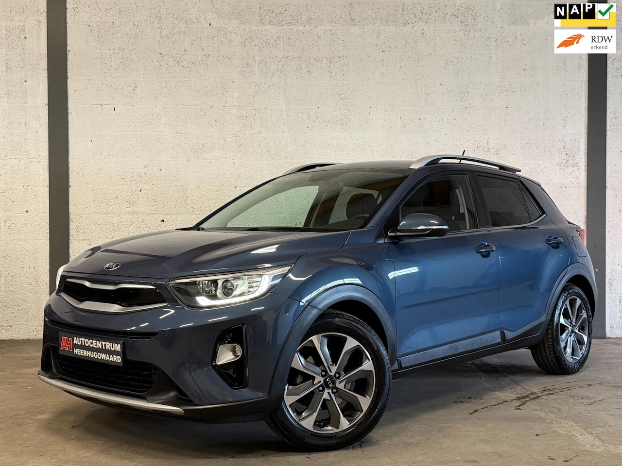 Kia Stonic - 1.0 T-GDi ExecutiveLine Navi|Camera|Carplay|Cruise|Dealer Onderhouden !! - AutoWereld.nl
