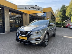 Nissan Qashqai - 1.2 N-Connecta Automaat Panodak Navi Climate Control 360Camera